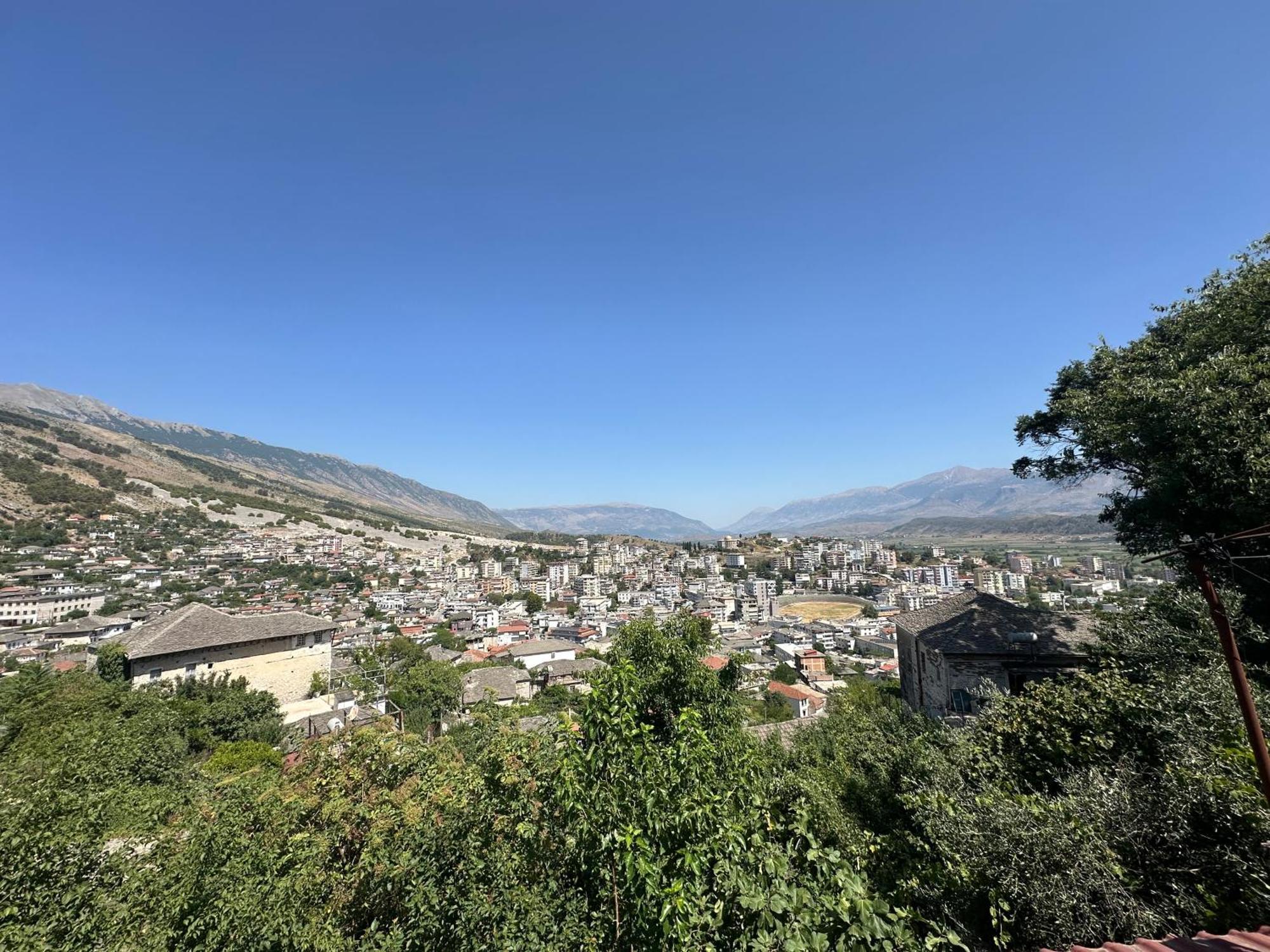 Grandpas House Hotel Gjirokaster Luaran gambar