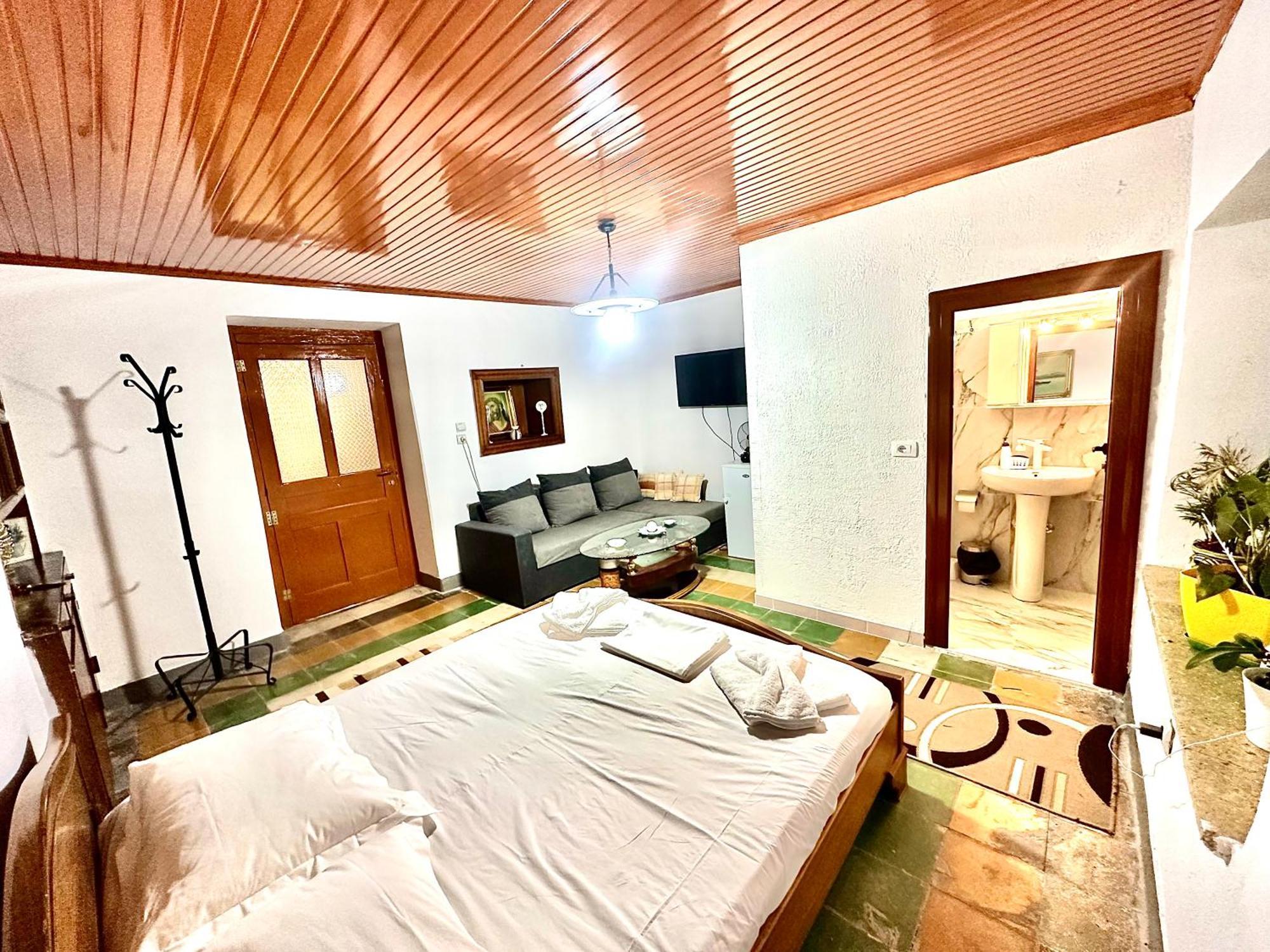 Grandpas House Hotel Gjirokaster Luaran gambar
